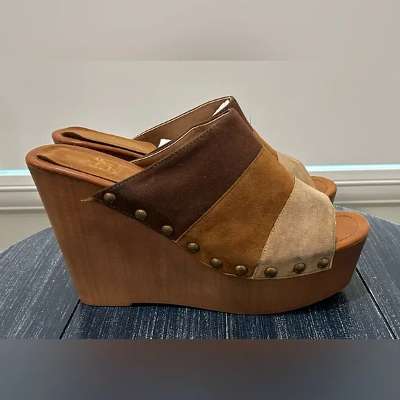 Betani Vegan Wedges - Picture 7 of 8